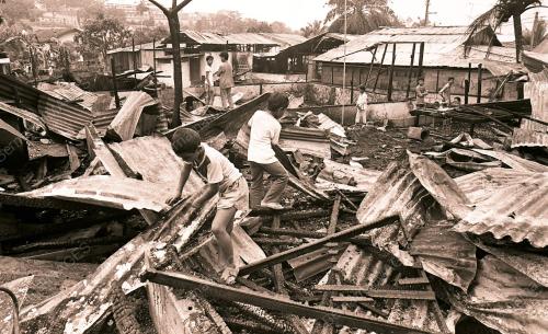 KEBAKARAN DI KAMPUNG UBI