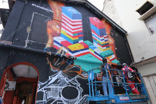 JB01_17082015_MURAL