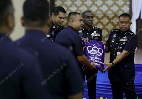 DATUK KAMARUL AZMAN MAMAT