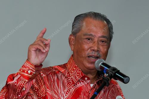 TAN SRI MUHYIDDIN YASSIN 