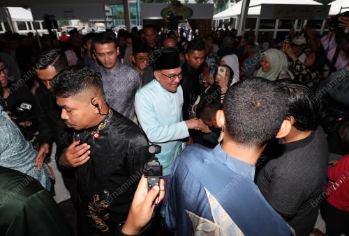 DATUK SERI ANWAR IBRAHIM