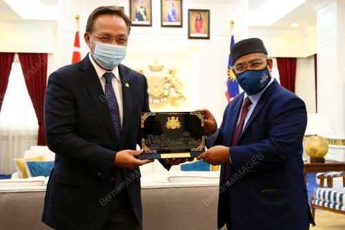 MAJLIS MENANDATANGANI MEMORANDUM PERSEFAHAMAN