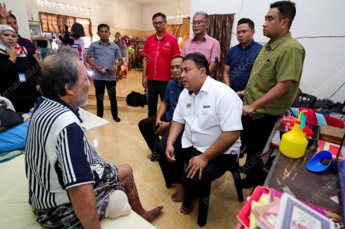 DATUK AZMAN ABIDIN