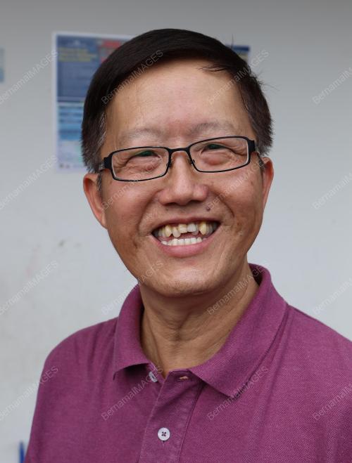 SUHAIZAN KAYAT