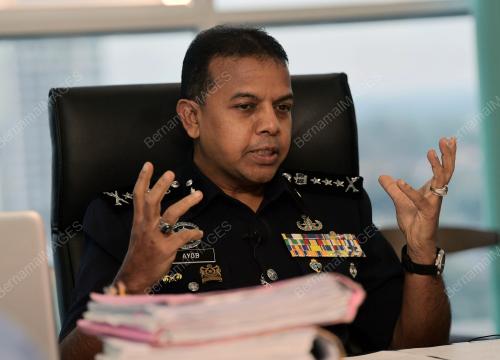 DATUK AYOB KHAN MYDIN PITCHAY