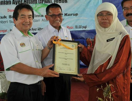 JB01_20092012_AIR_TELAGA_IPAH