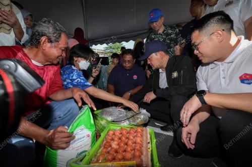 DATUK ONN HAFIZ GHAZI
