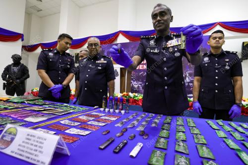 DATUK M KUMAR