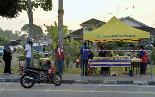 PENIAGA GERAI