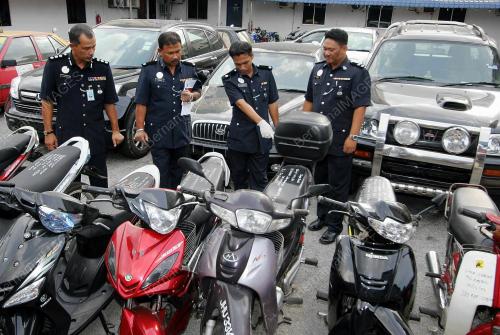 ACP ZAINUDDIN YAAKOB