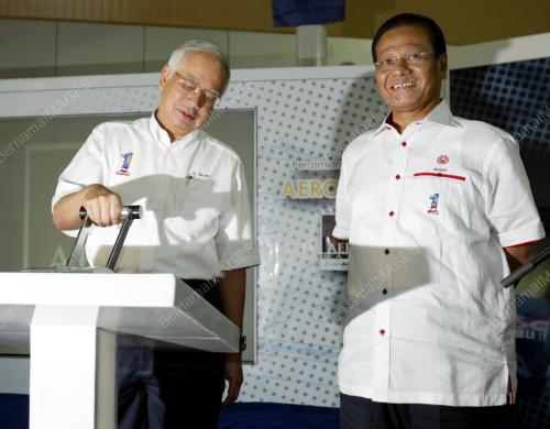 NAJIB TUN ABDUL RAZAK