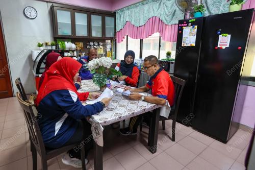 JOHOR-BILIK GURU (BANTUAN)