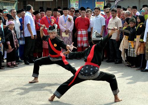 JB01_22082015_UMNO_SRI_GADING