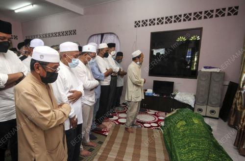 DATUK SERI AMIRUDIN SHARI