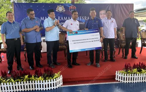 DATUK ONN HAFIZ GHAZI