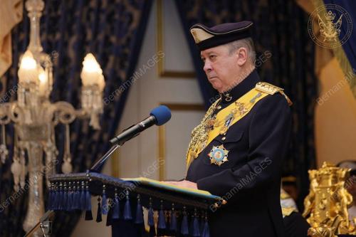 SULTAN IBRAHIM ALMARHUM SULTAN ISKANDAR