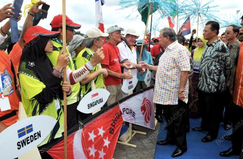 JB01_23022013_LAYANG-LAYANG