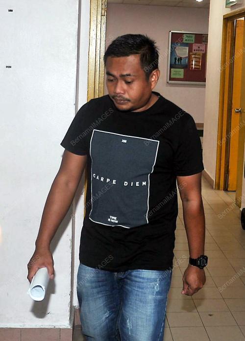 JB01_23082017_KOMUNIKASI_LUCAH