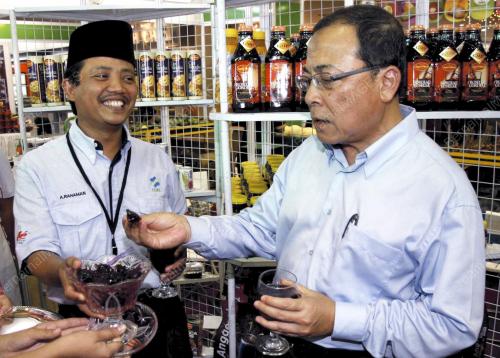 AHMAD ZAHRI JAMIL