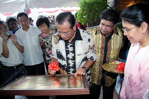 ABDUL GHANI OTHMAN