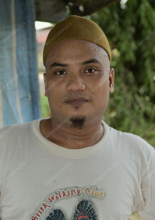 ROHZAINI KHAMIS