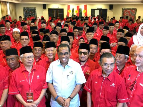 JB01_24112016_VETERAN_UMNO
