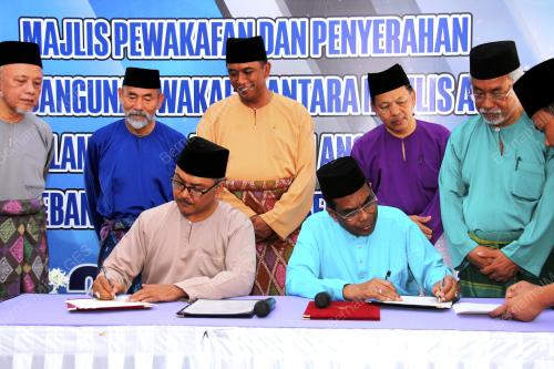 JB01_25092017_WAKAF