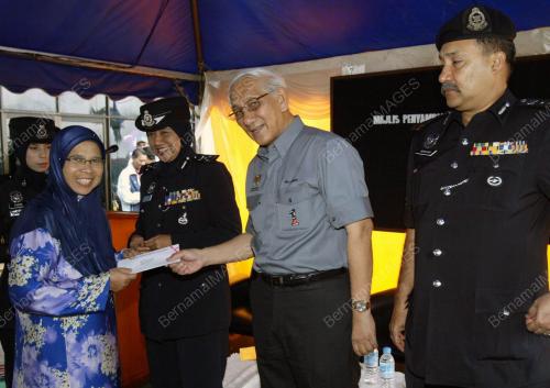 JB01_26012011_ABU_SEMAN-TAPPN