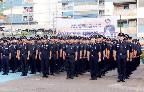 JB01_26052015_POLIS