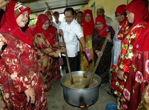 JB01_27012011_AHMAD_MASLAN