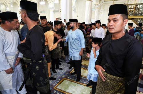 TUNKU MAHKOTA ISMAIL