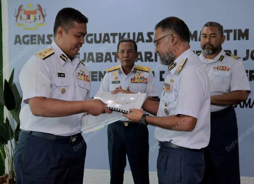 DATUK MOHD ZUBIL MAT SOM