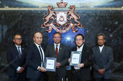 DATUK IR HASNI MOHAMMAD