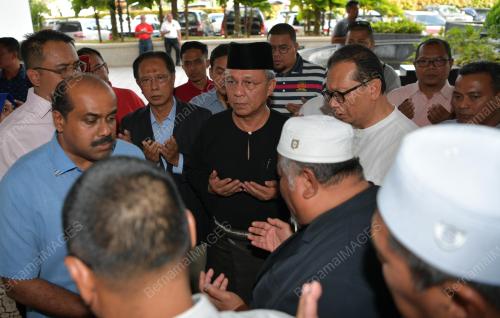 DATUK HASNI MOHAMAD