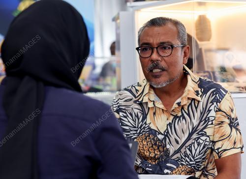 MOHD KHAIRUZAMRI M. SALLEH