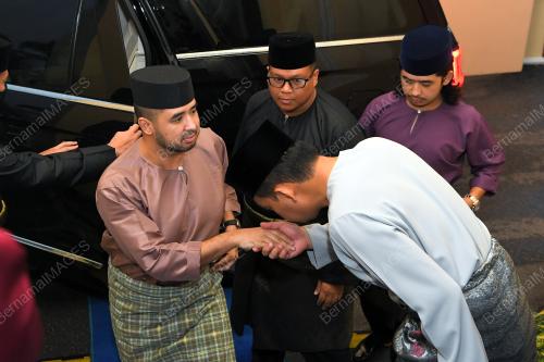 TUNKU TEMENGGONG JOHOR TUNKU IDRIS ISKANDAR