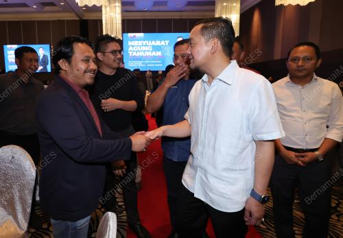 DATUK ONN HAFIZ GHAZI 