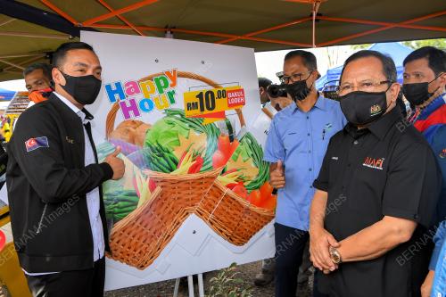 DATUK ONN HAFIZ GHAZI 