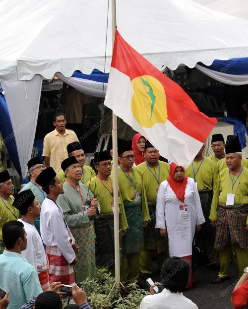 JB01_30082014_MESYUARAT_UMNO