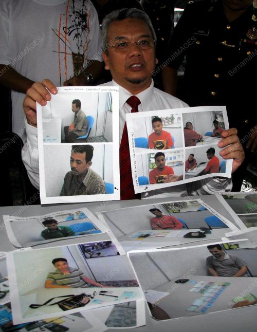 ROSLI RAMLI
