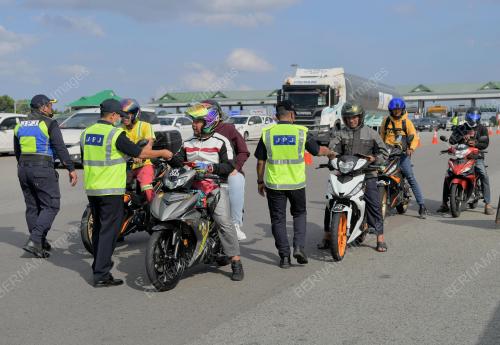 AZMIL ZAINAL ADNAN