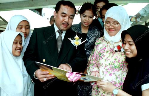 JB02-24_10_2000_KELAB_BIJAK_14012016