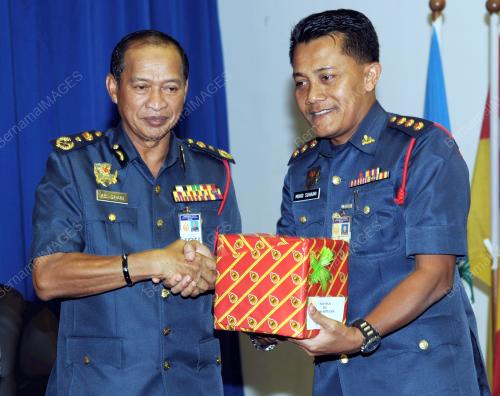 JB02_01082013_BOMBA_KUIH