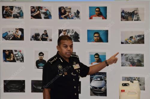 DATUK AYUB KHAN MYDIN PITCHAY