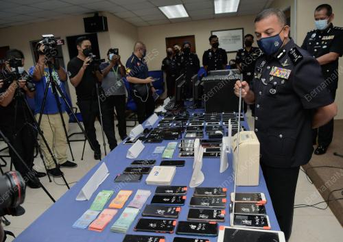 DATUK AYOB KHAN MYDIN PITCHAY