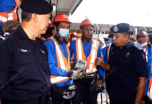 DATUK AYOB KHAN MYDIN PITCHAY