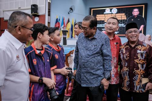 DATUK SERI MOHAMED KHALED NORDIN