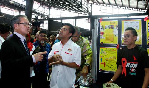 JB02_02122018_HARI_AIDS_SEDUNIA