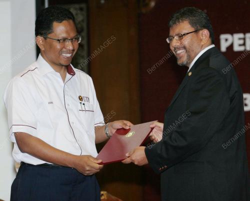 IR DR ZAINI UJANG