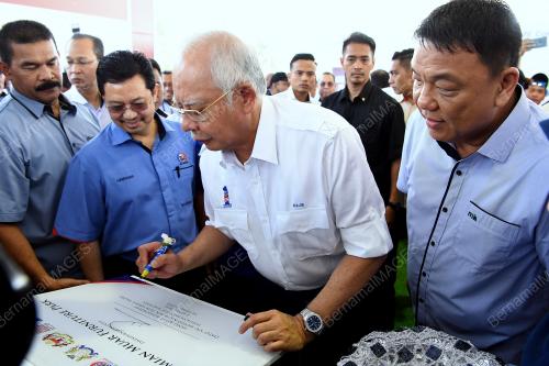 JB02_03042018_PM_MUAR_BN201804023973_1